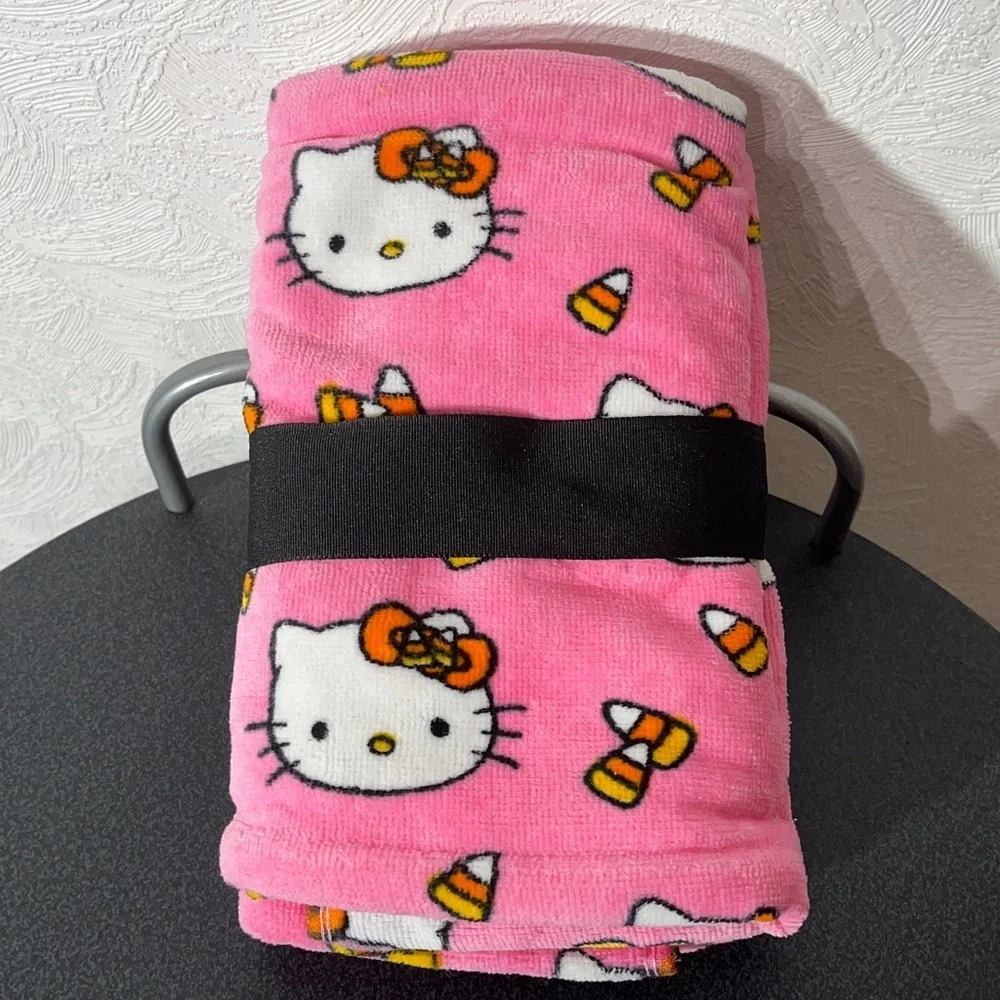 Hello Kitty NEW - 2 hand towels Pink Candy Corn halloween october
